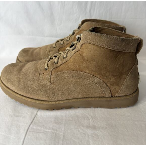 UGG Bethany Women’s Chestnut Sheepskin Suede Boots, Size 9, Cozy Winter Style - Picture 2 of 10